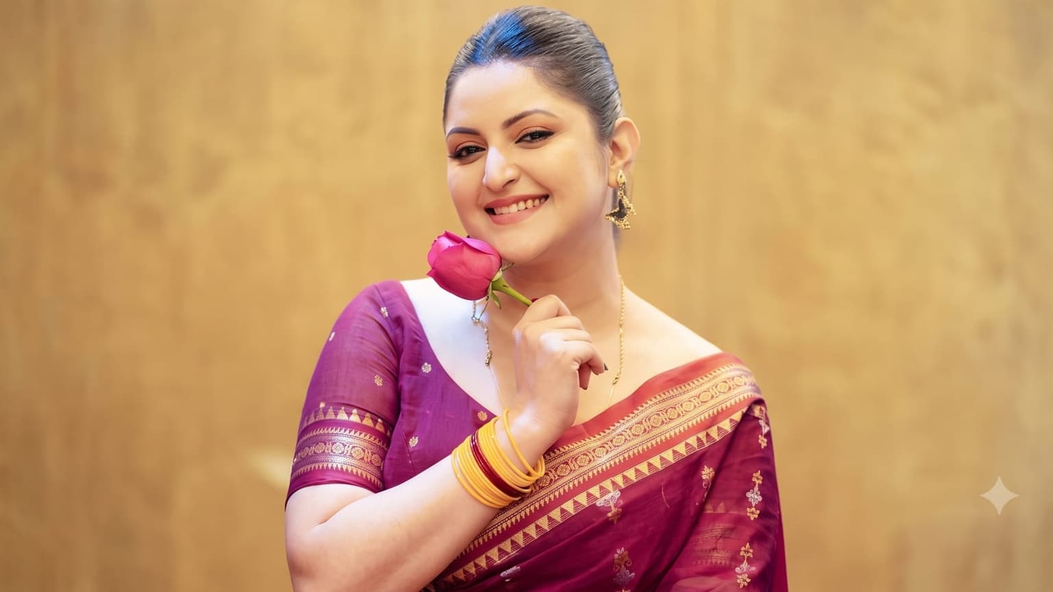 আদালতে দেরিতে পরীমনি, পিছিয়ে গেল জেরা