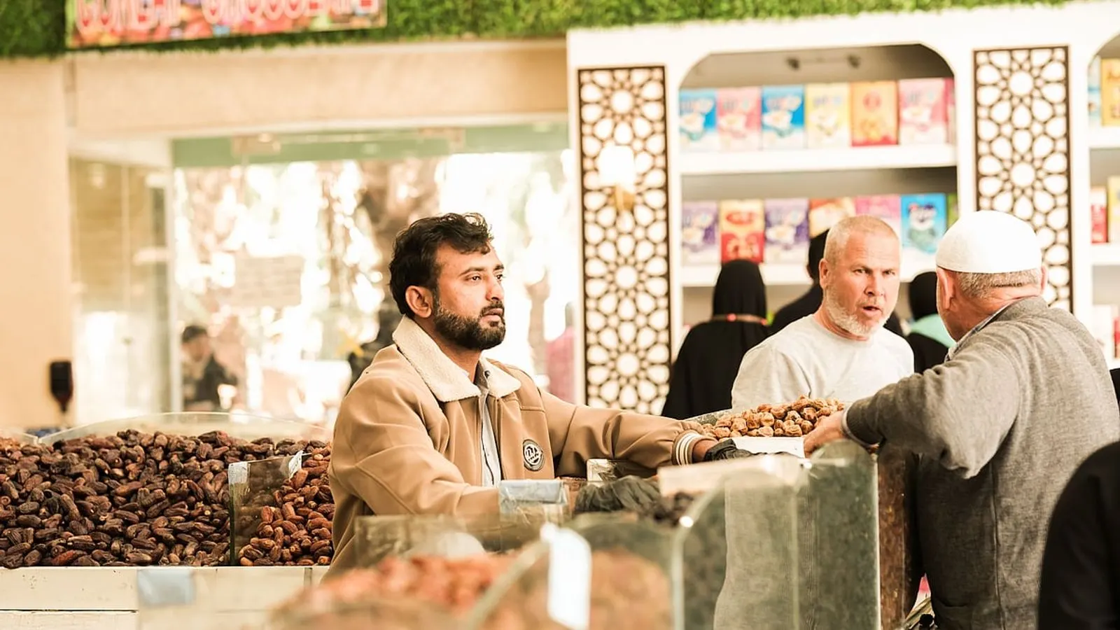 Islamic Guidelines Emphasize Fair Trade and Prohibition of Usury
