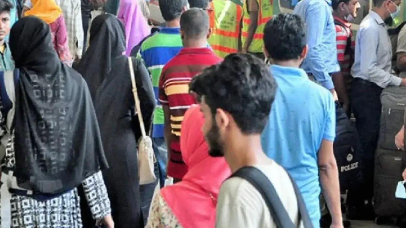 Bangladesh Declares August 26 General Holiday for Eid-e-Miladunnabi