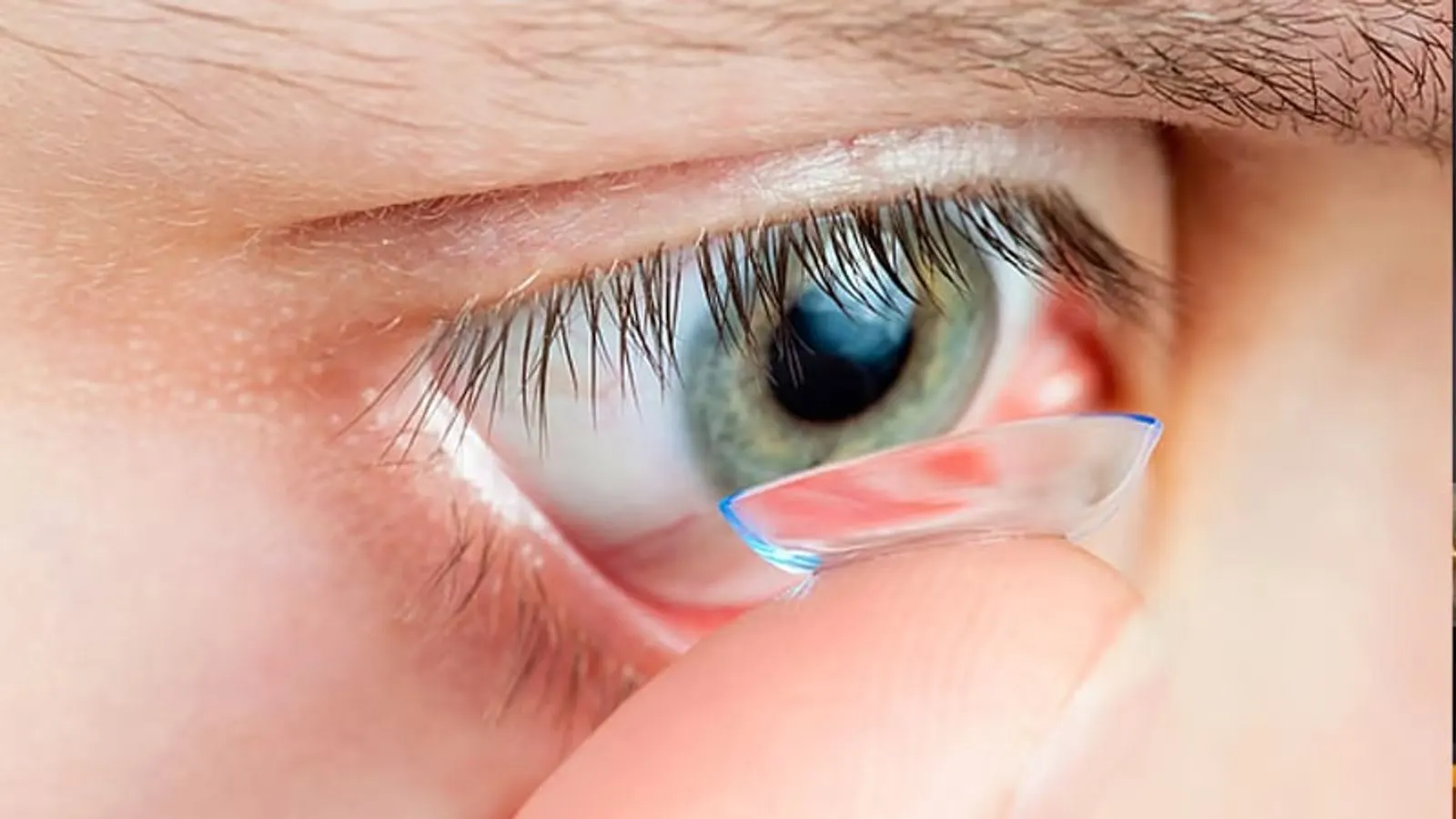 Essential Health Guidelines for Safe Contact Lens Use and Maintenance