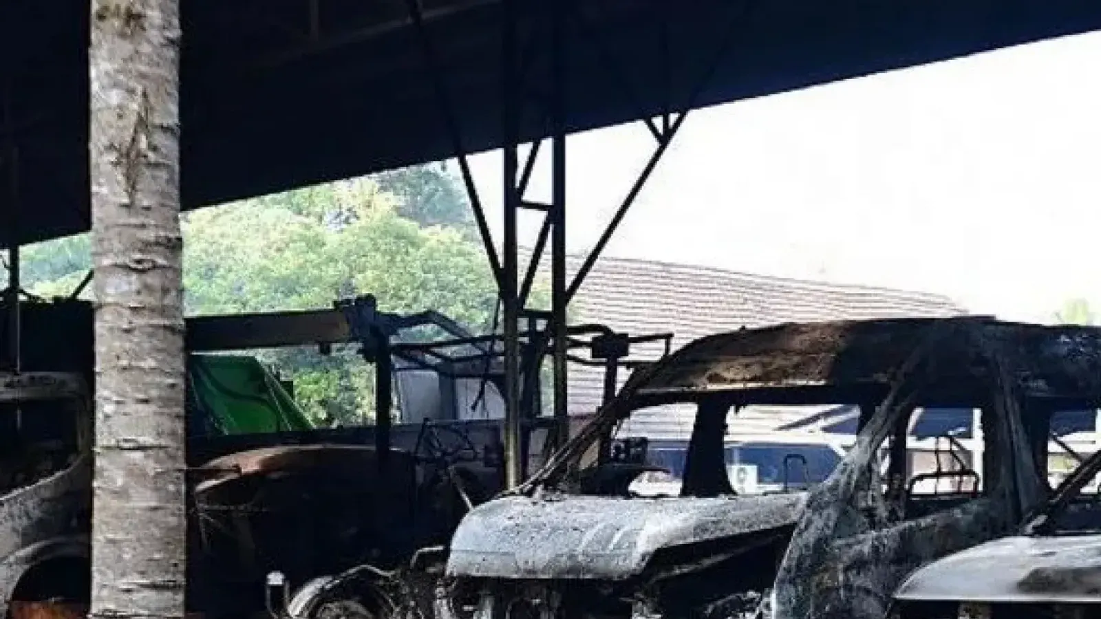 থাইল্যান্ডের দক্ষিণে ৫০টিরও বেশি স্থানে সমন্বিত হামলা
