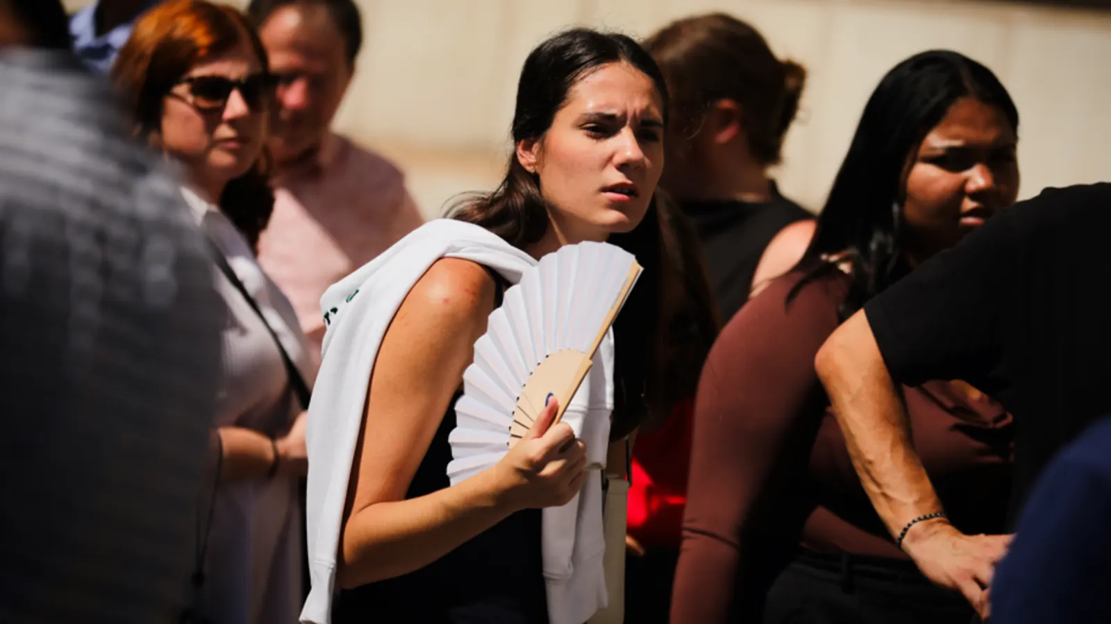 UK Records Hottest Day of 2026 as Temperatures Reach 38.1C