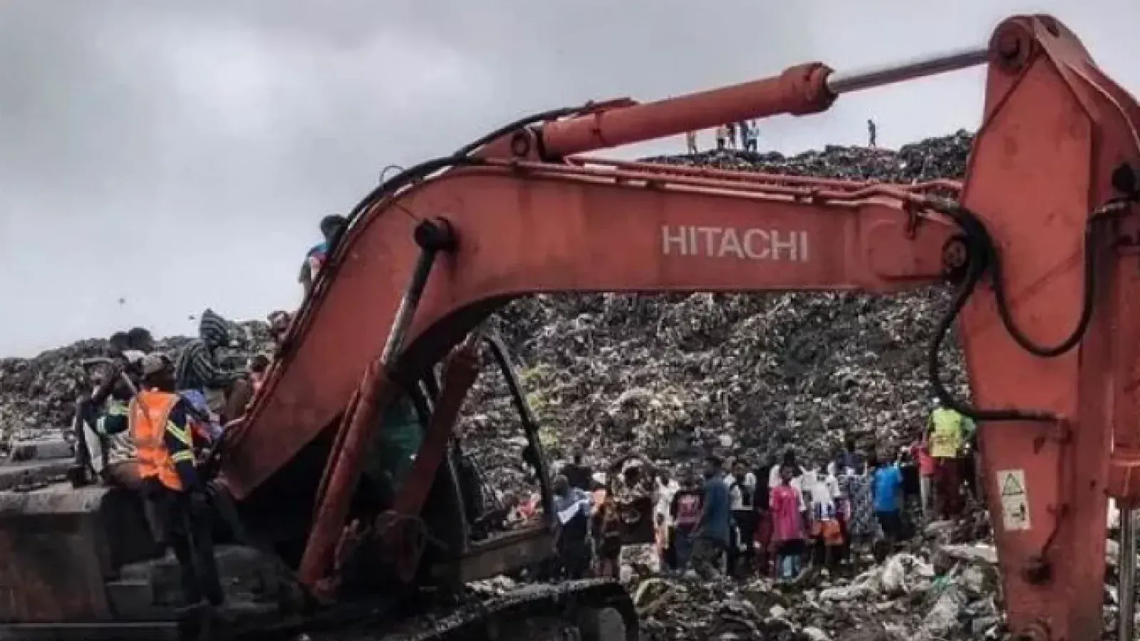 Conakry Garbage Dump Collapse Leaves 30 Dead in Guinea