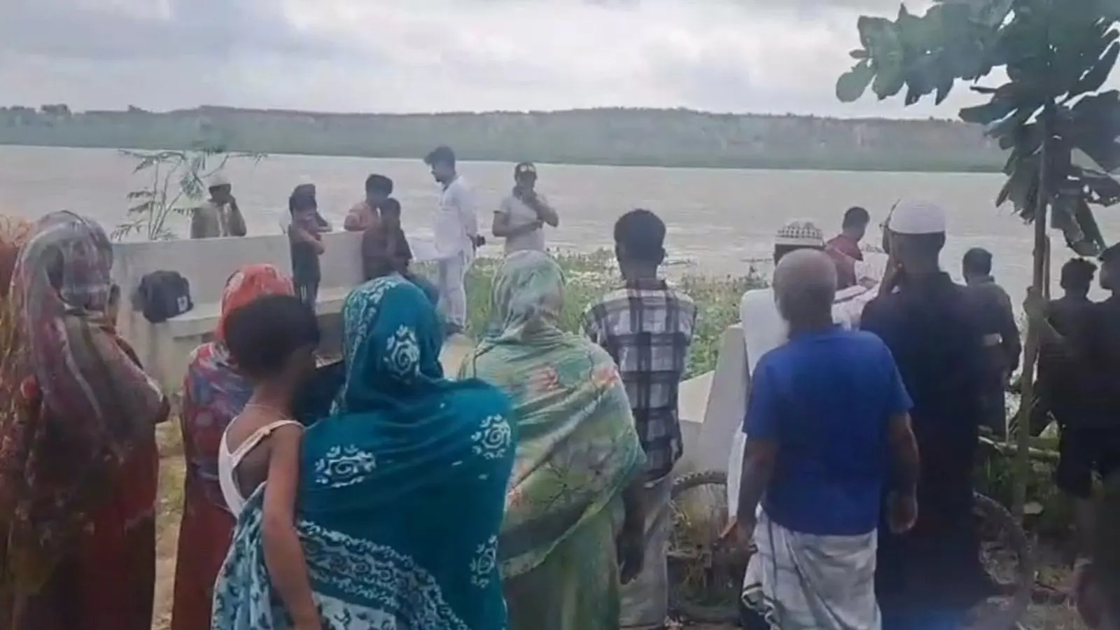 Child's Body Recovered From Arial Kha River in Madaripur