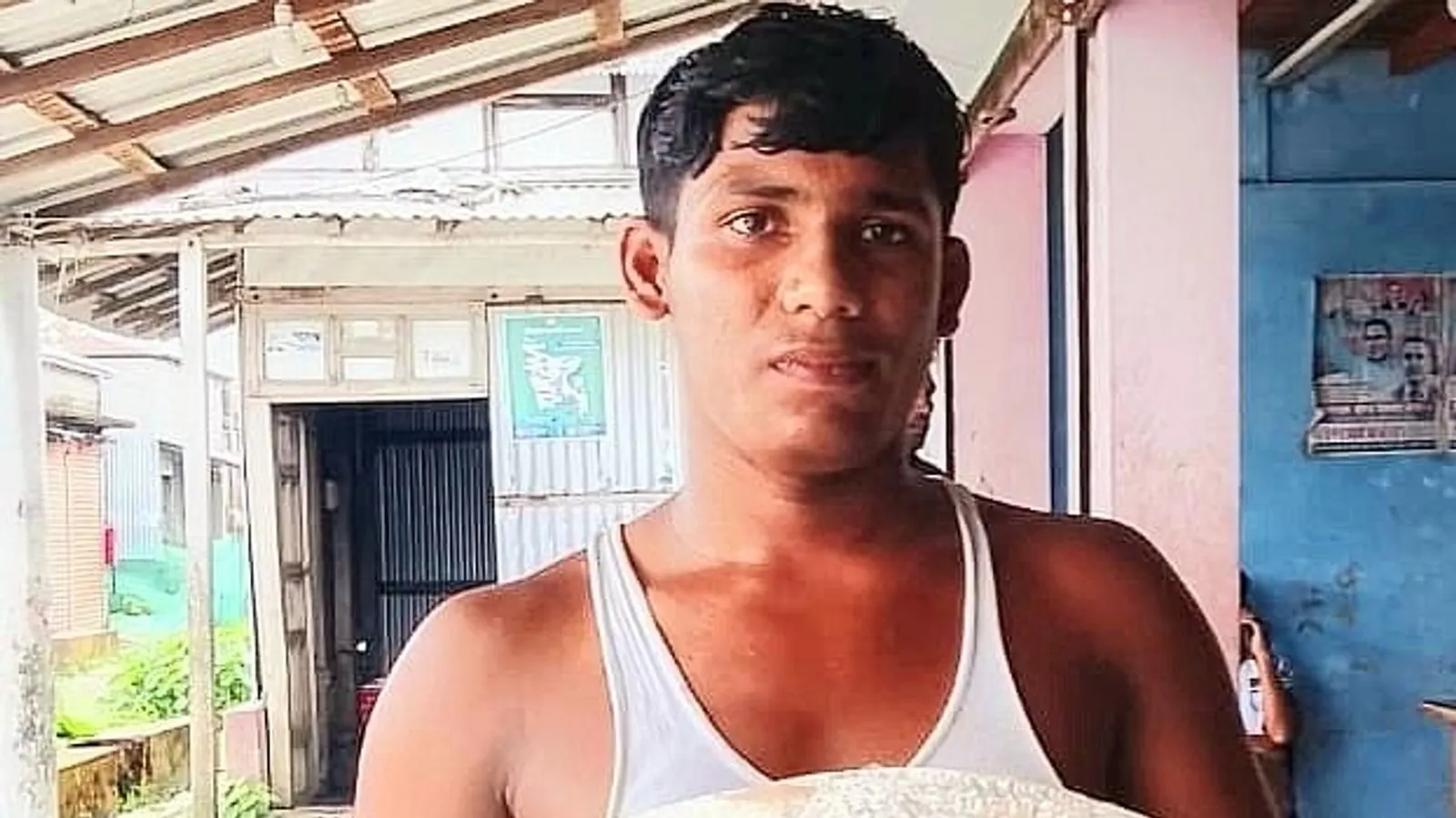 Large Hilsa Caught in Meghna River Sells for 8,500 Taka in Bhola