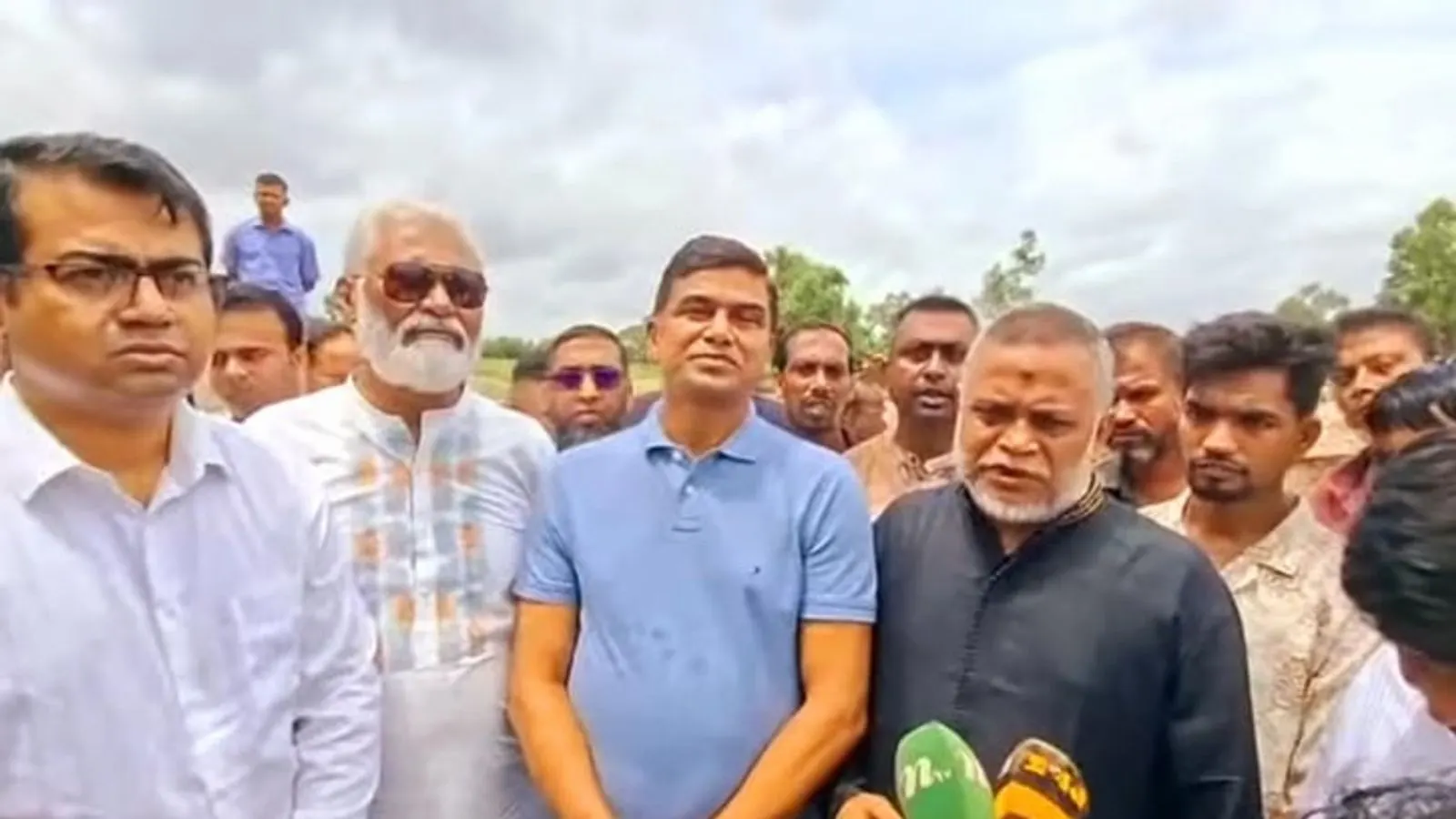 State Minister Inspects Broken Khowai River Embankment in Habiganj