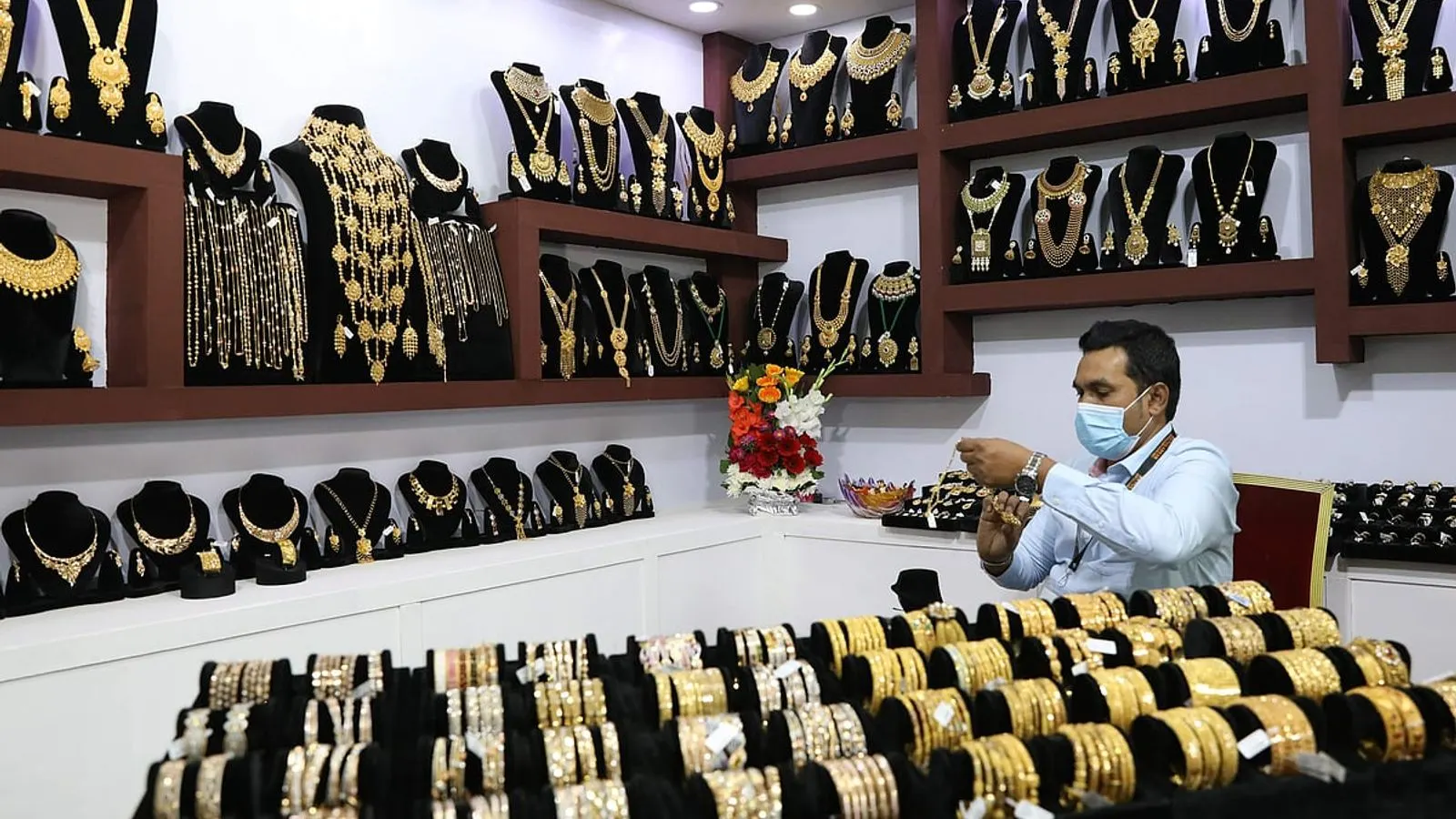 Bangladesh Gold Prices Rise Again Following Global Market Increases