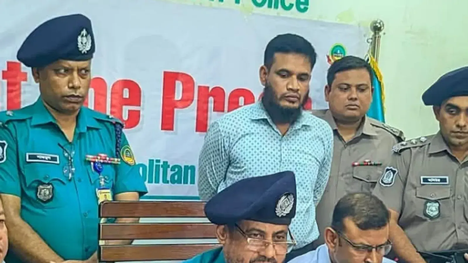 পুলিশ প্রশাসনে বড় রদবদল, র‍্যাবে নতুন অতিরিক্ত মহাপরিচালক