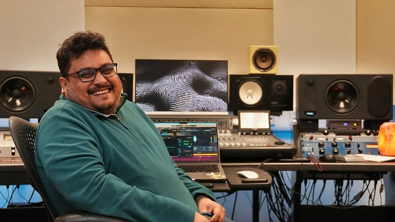 Sound Engineer Arafat Kirti Brings Bangladeshi Expertise to UK Stages
