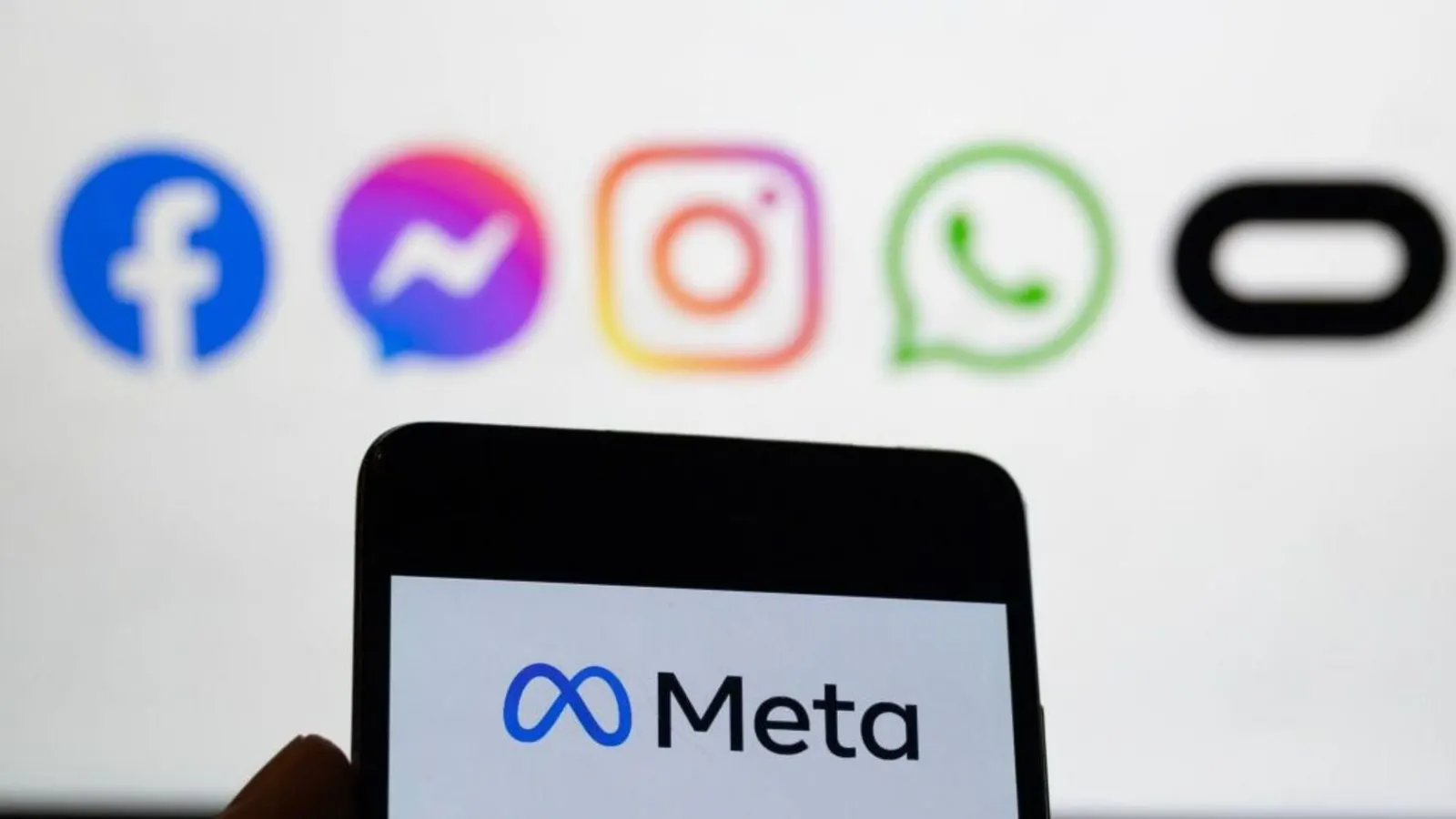 Meta Agrees to Multi-Billion Dollar Settlement Over Child Safety Claims