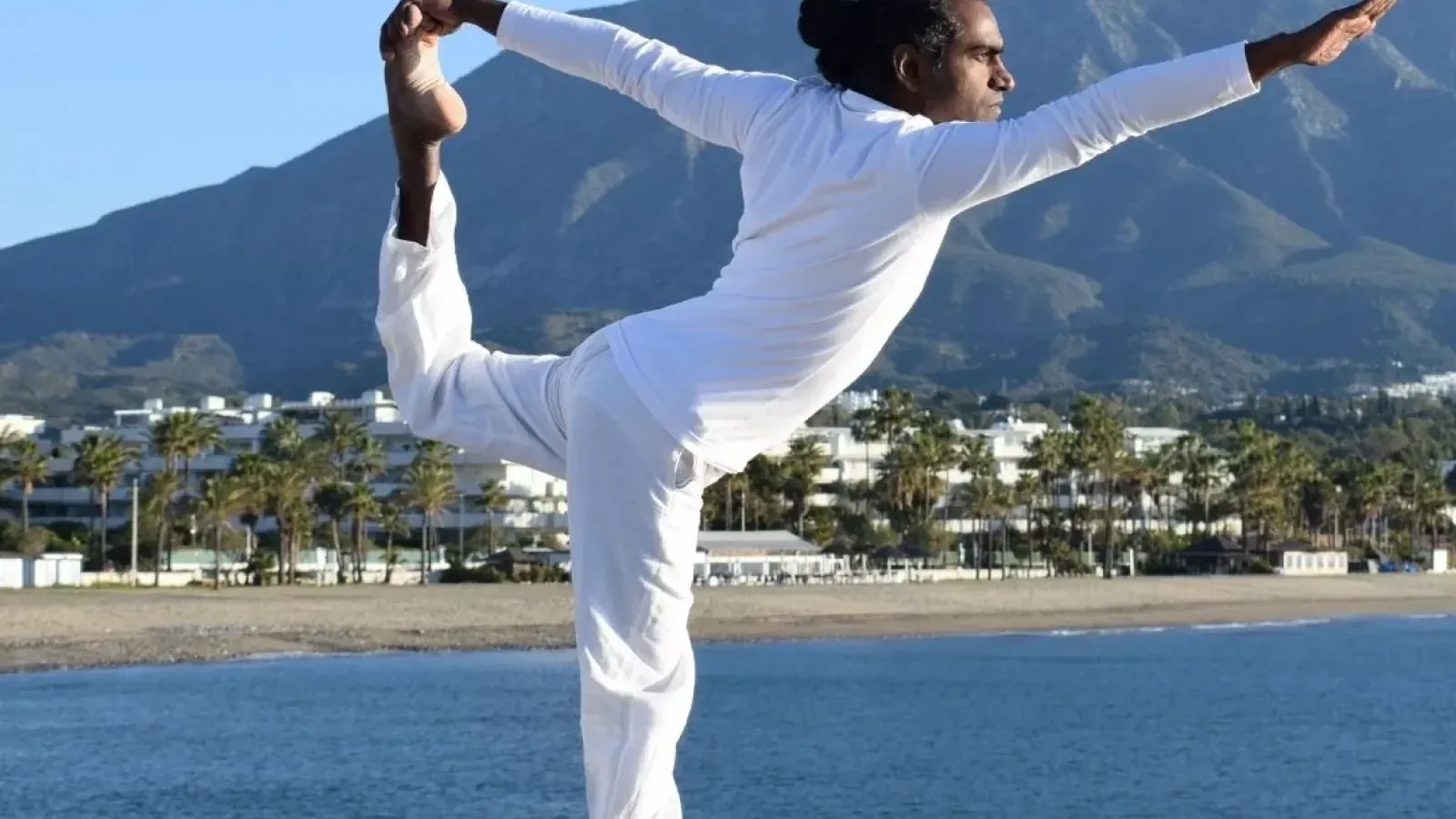 Yoga Balance and Kidney Health: Understanding Natarajasana and Stone Prevention