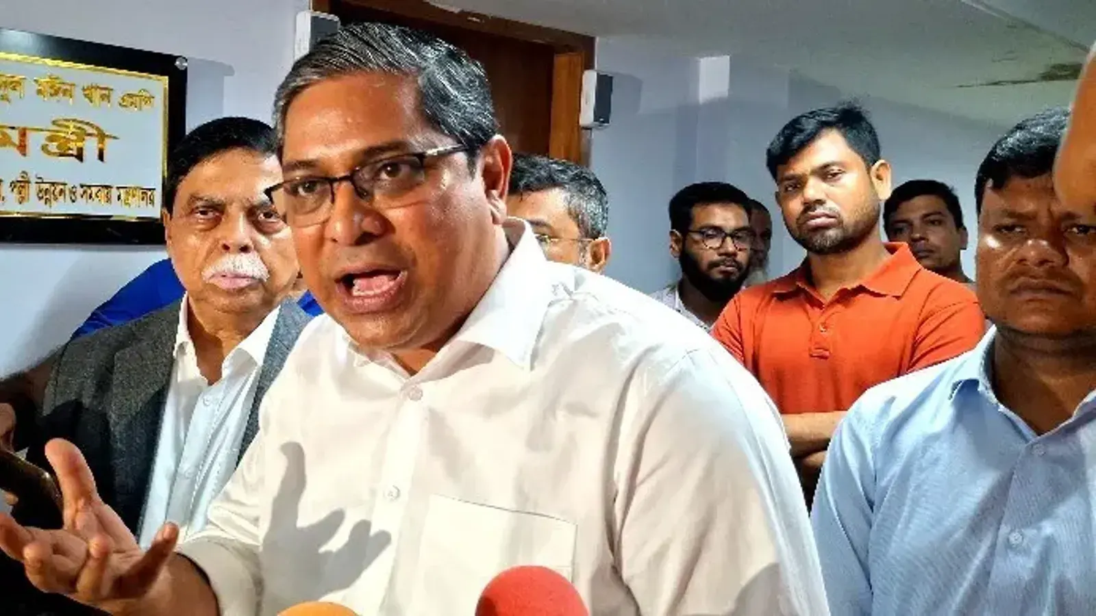 আমিনবাজারে বর্জ্য থেকে বিদ্যুৎ কিনবে সরকার