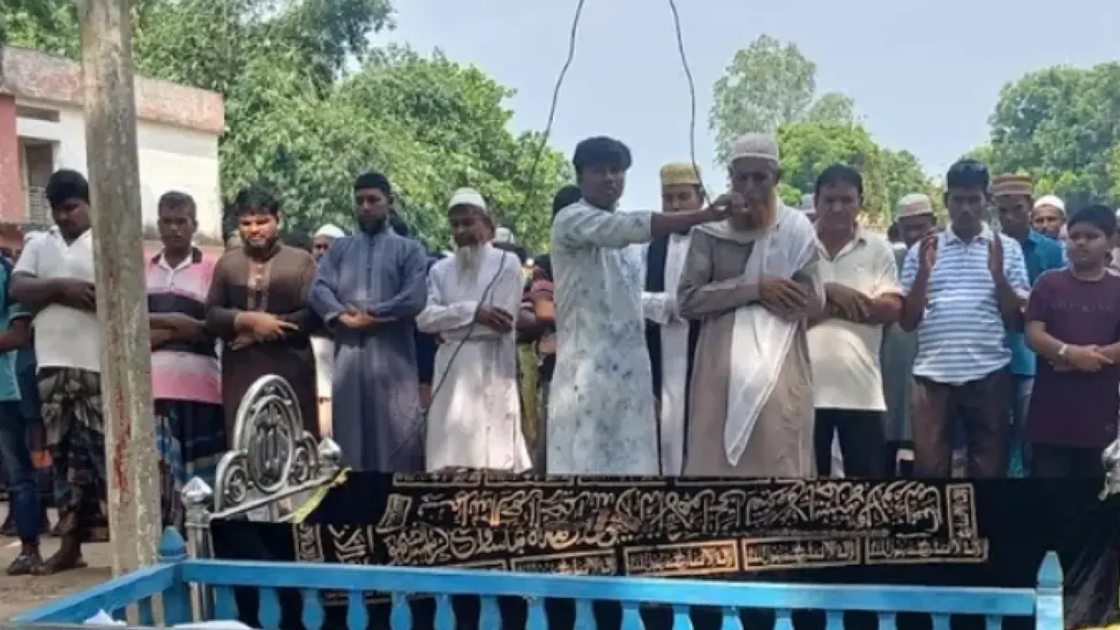 Bodies of Four Naogaon Migrant Workers Buried After Saudi Factory Fire