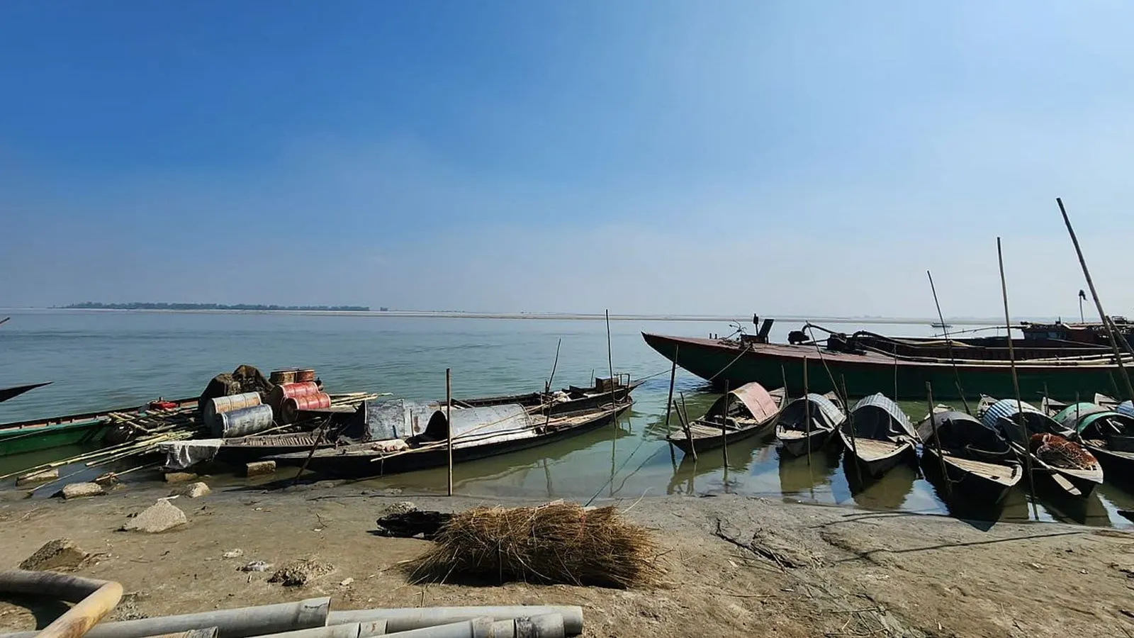 Chilmari Floating Oil Depot Closure Sparks Fuel and Ag Crisis