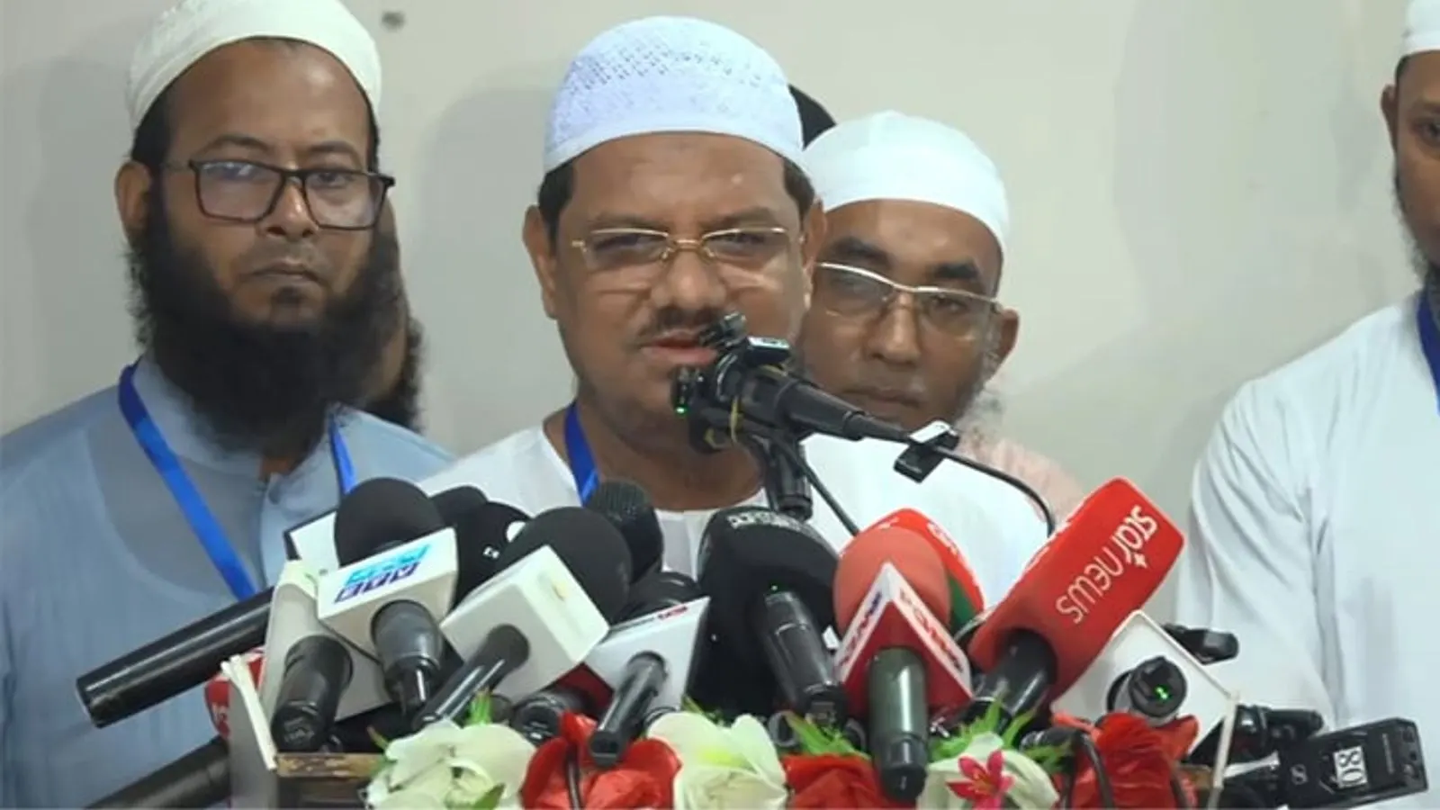 Islami Andolan Leader Urges Government to Meet Teachers' Demands