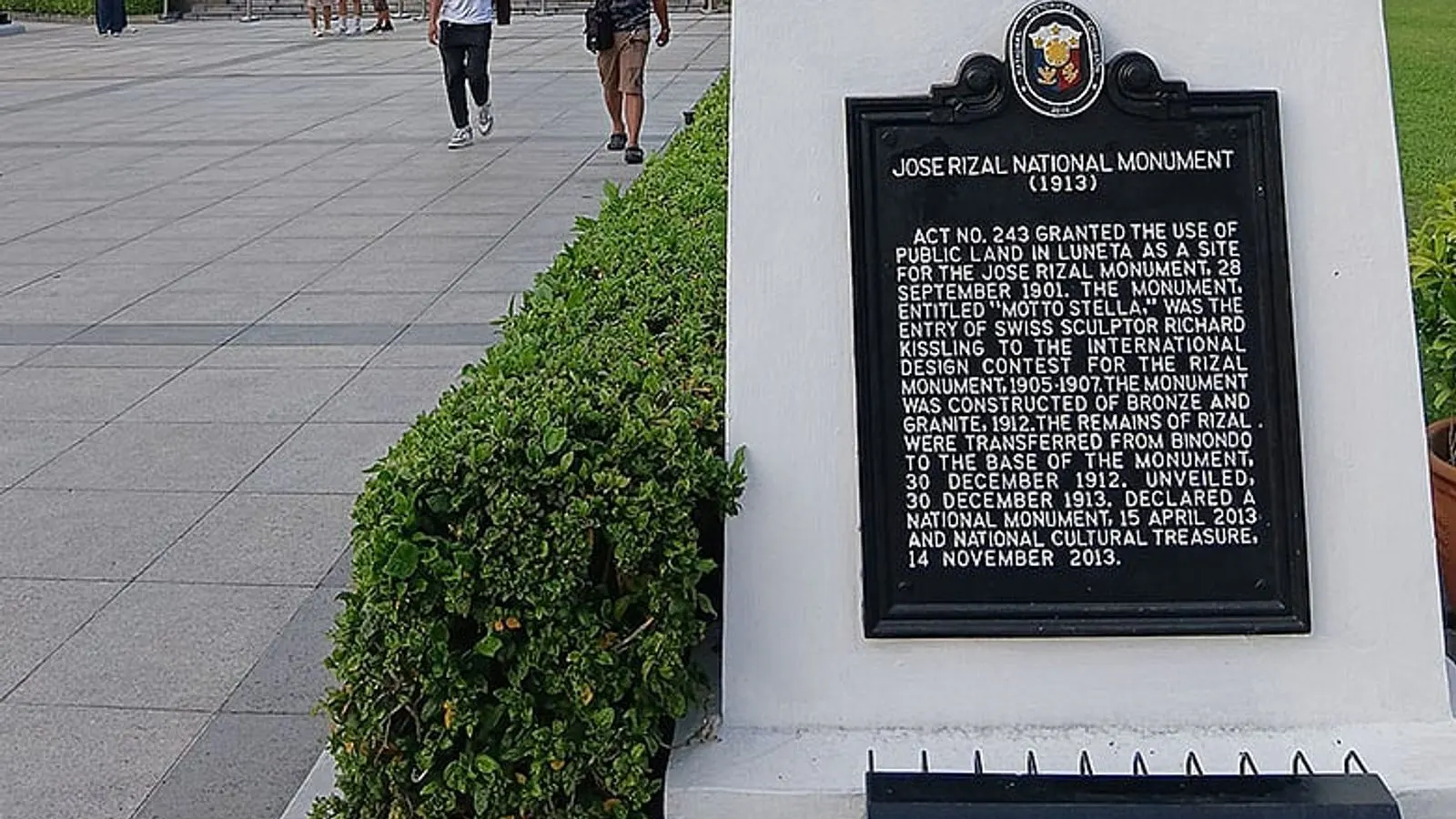Writer Fahmidul Hannan Ropok Reflects on Jose Rizal's Legacy in Manila