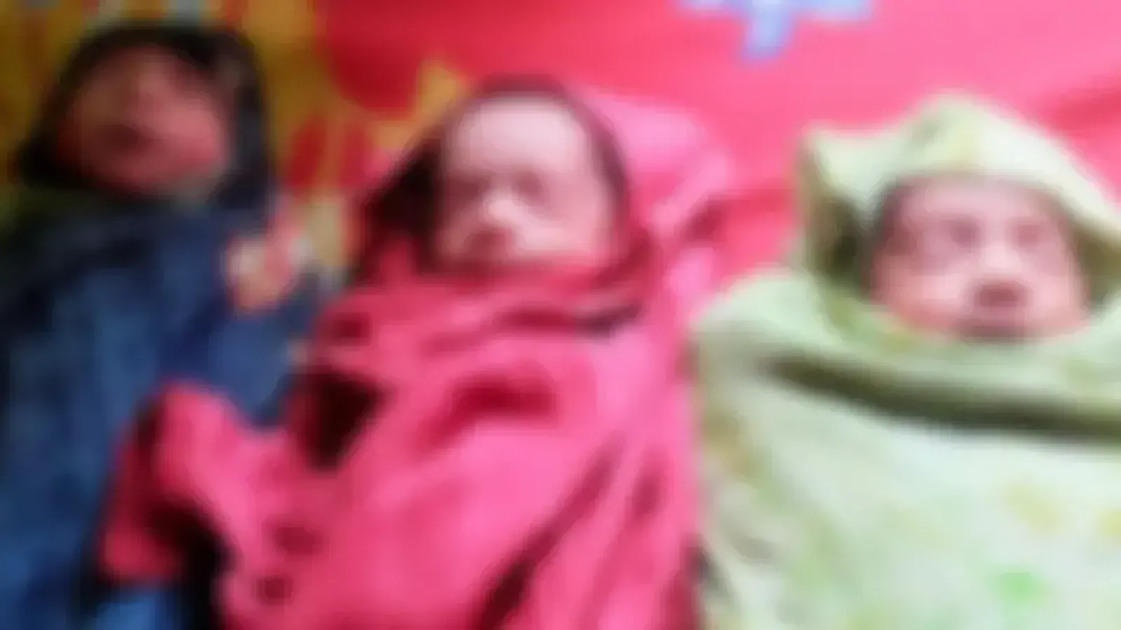 সিরাজগঞ্জে অস্ত্রোপচার ছাড়াই তিন পুত্রসন্তানের জন্ম