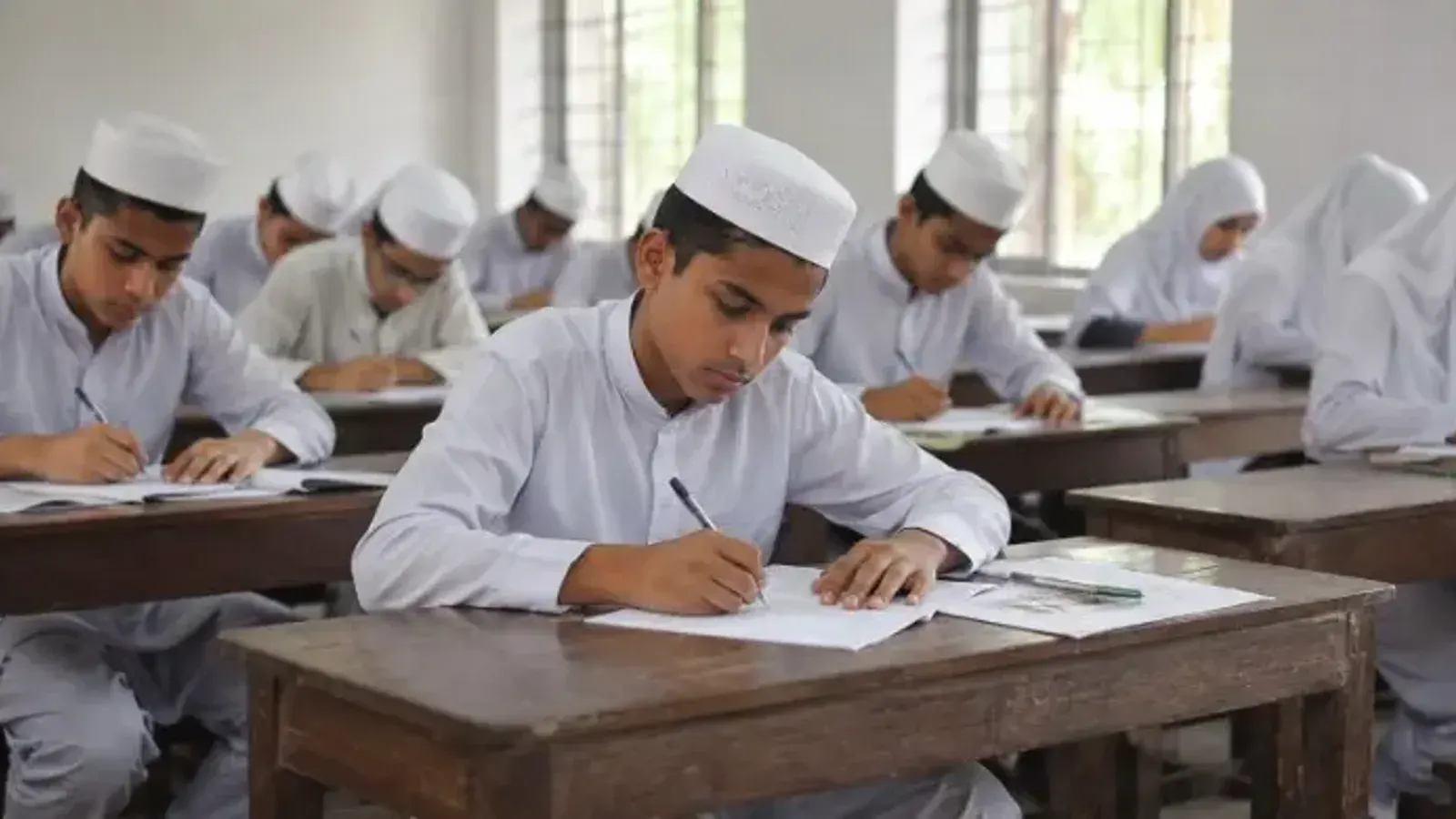 ২০২৭ সালের এসএসসি ও দাখিলের প্রশ্ন অভিন্ন হচ্ছে