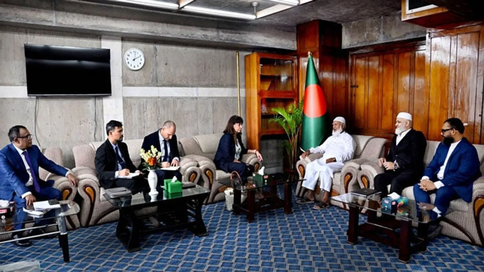 IPU Delegation Meets Opposition Leader in Dhaka Parliament