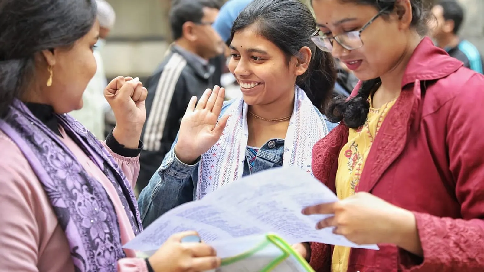 Dhaka University Approves Separate English-Medium Admission Questions