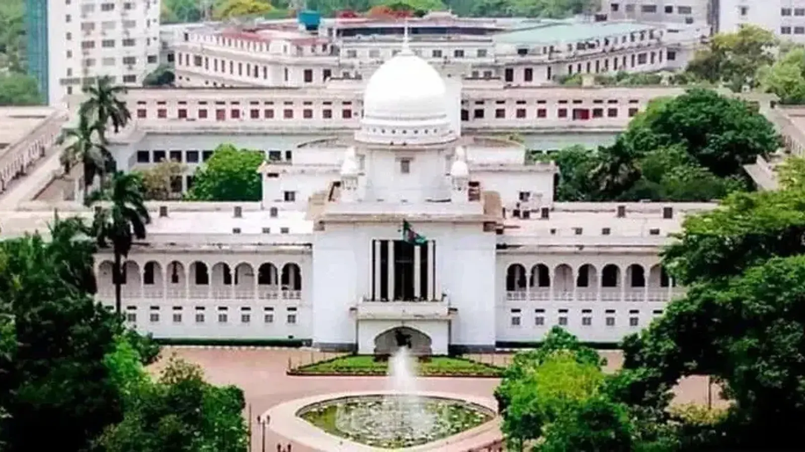 বোর্ডের অনুমোদন ছাড়া শিক্ষক বরখাস্ত নয়: হাইকোর্ট