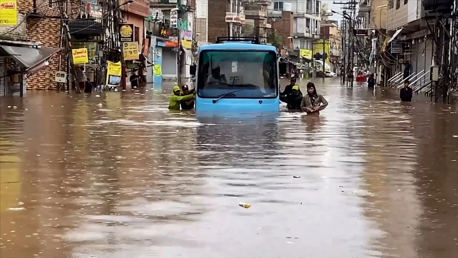 Monsoon Floods Ravage Rawalpindi and Islamabad, Leaving 175 Dead