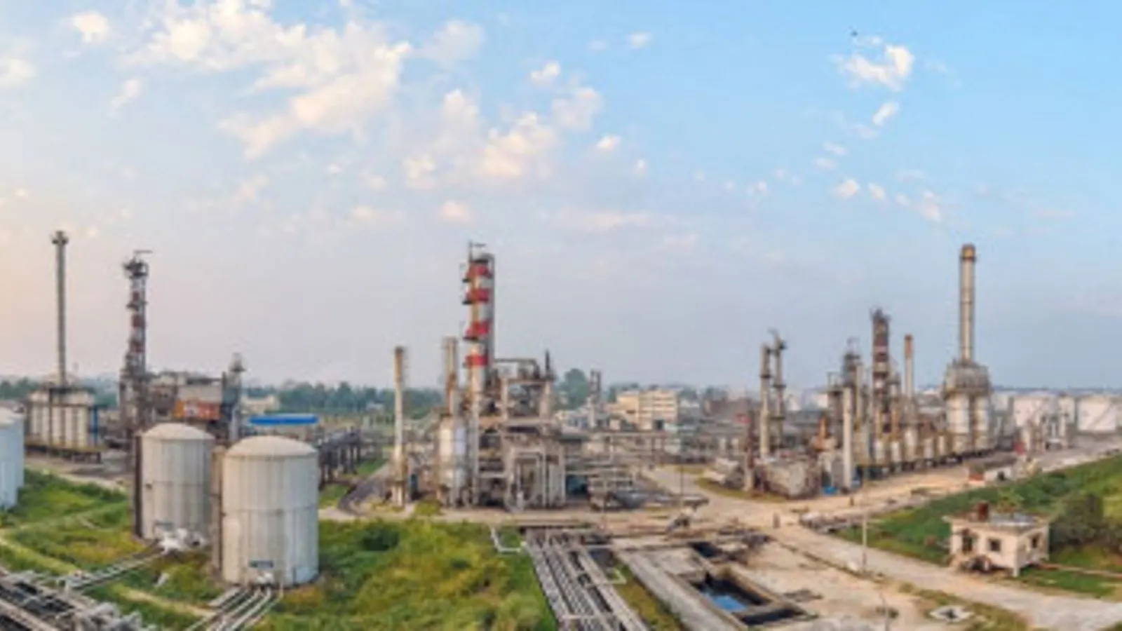 IDDB Signs $1 Billion Deal for Eastern Refinery Expansion in Dhaka