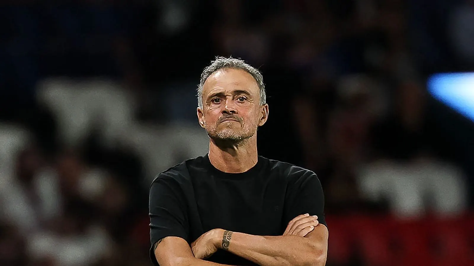 PSG Extends Coach Luis Enrique's Contract Until 2030 and Renews Five Players