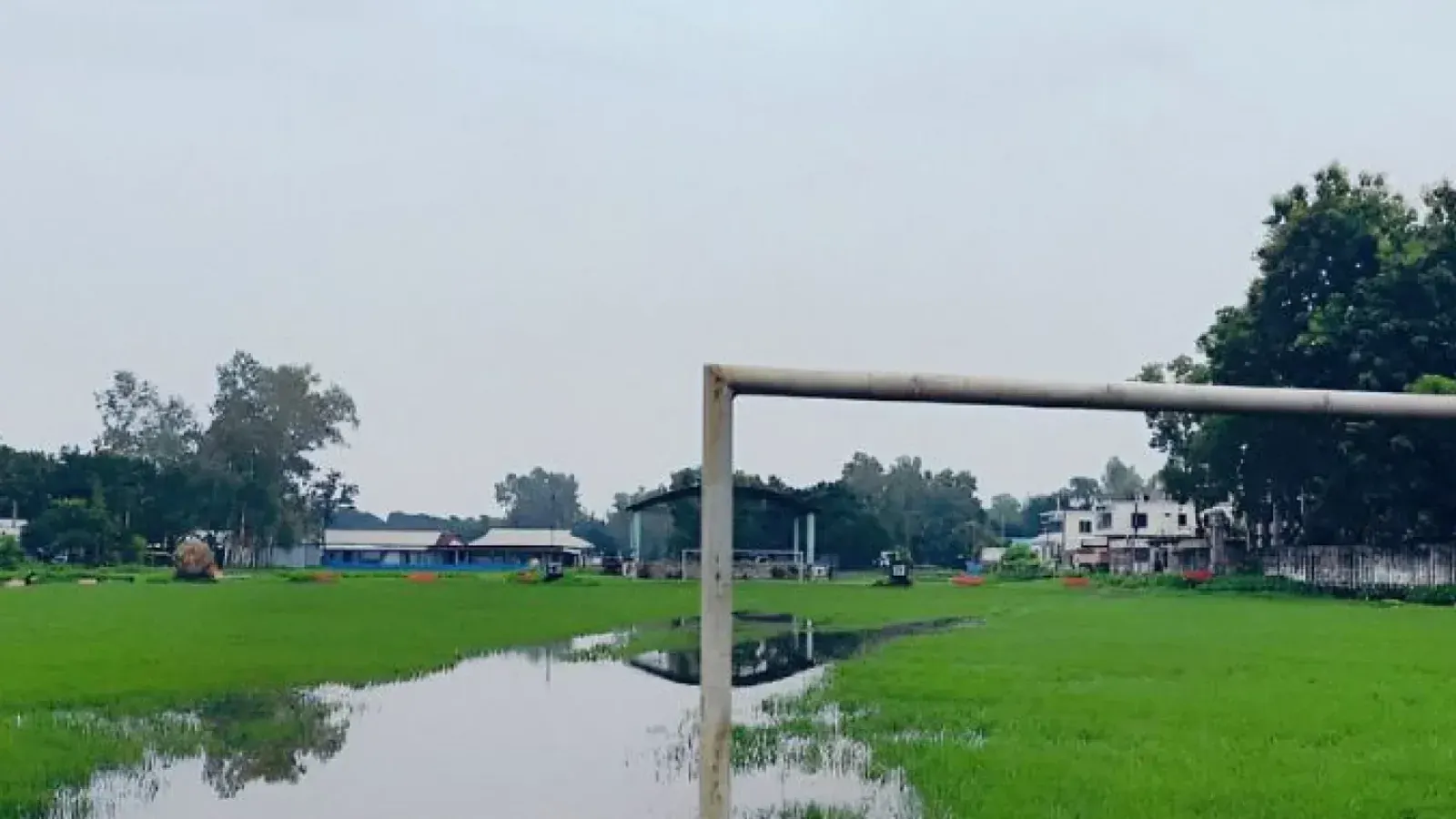 সরিষাবাড়ী কলেজের একমাত্র খেলার মাঠে দীর্ঘমেয়াদী জলাবদ্ধতা