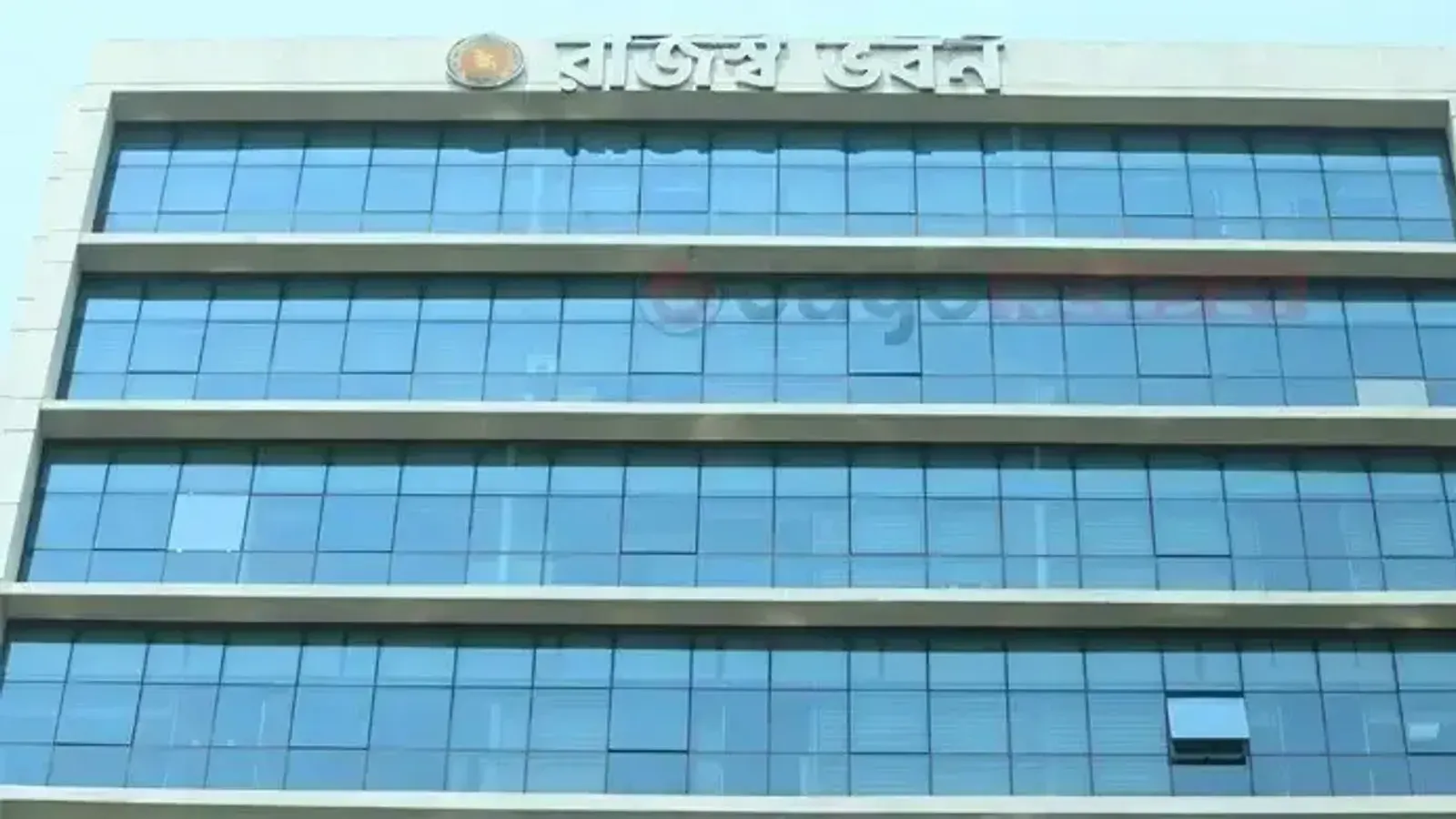 Bangladesh Remits Penalties for 21 NBR Officials Amid Division Protests