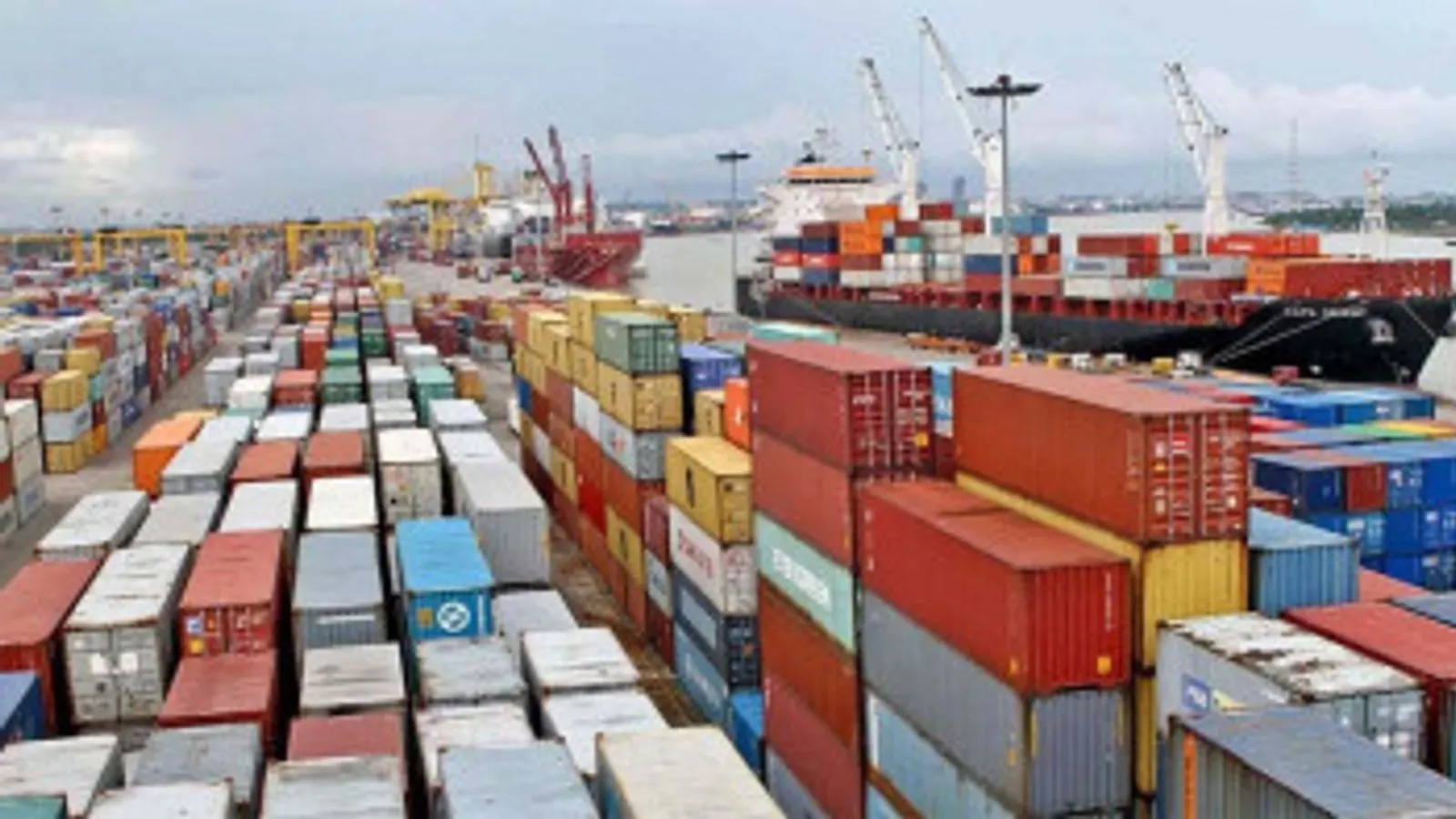 Chittagong Port Container Disappears With Fabric Worth Taka 3 Crore