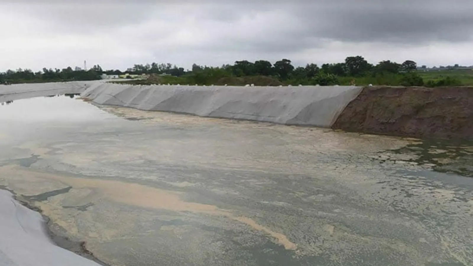 Two women drown in pond at Jagannath University Keraniganj campus