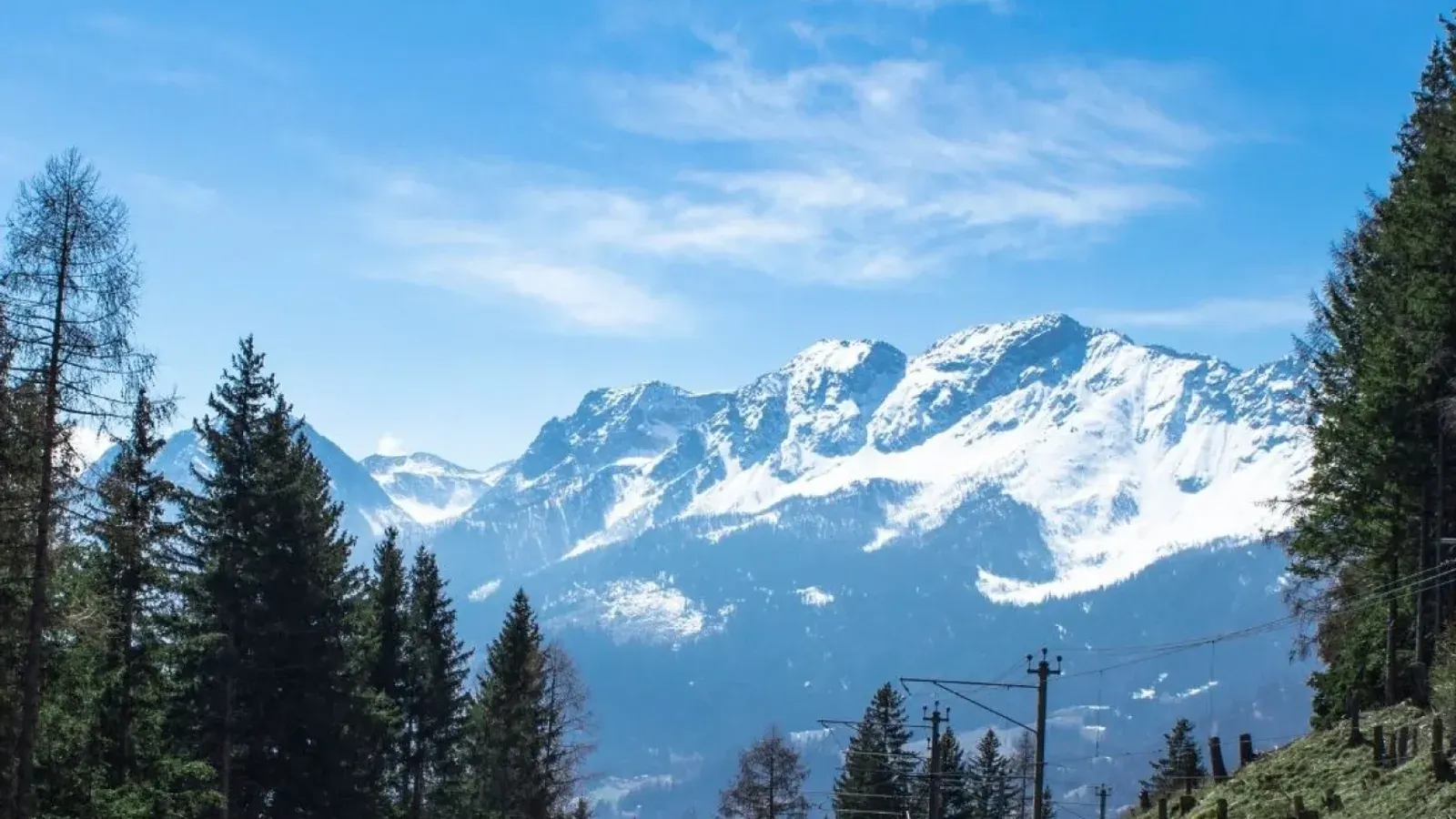 Travel Creator Payel Shares Cost-Saving Tips For Switzerland