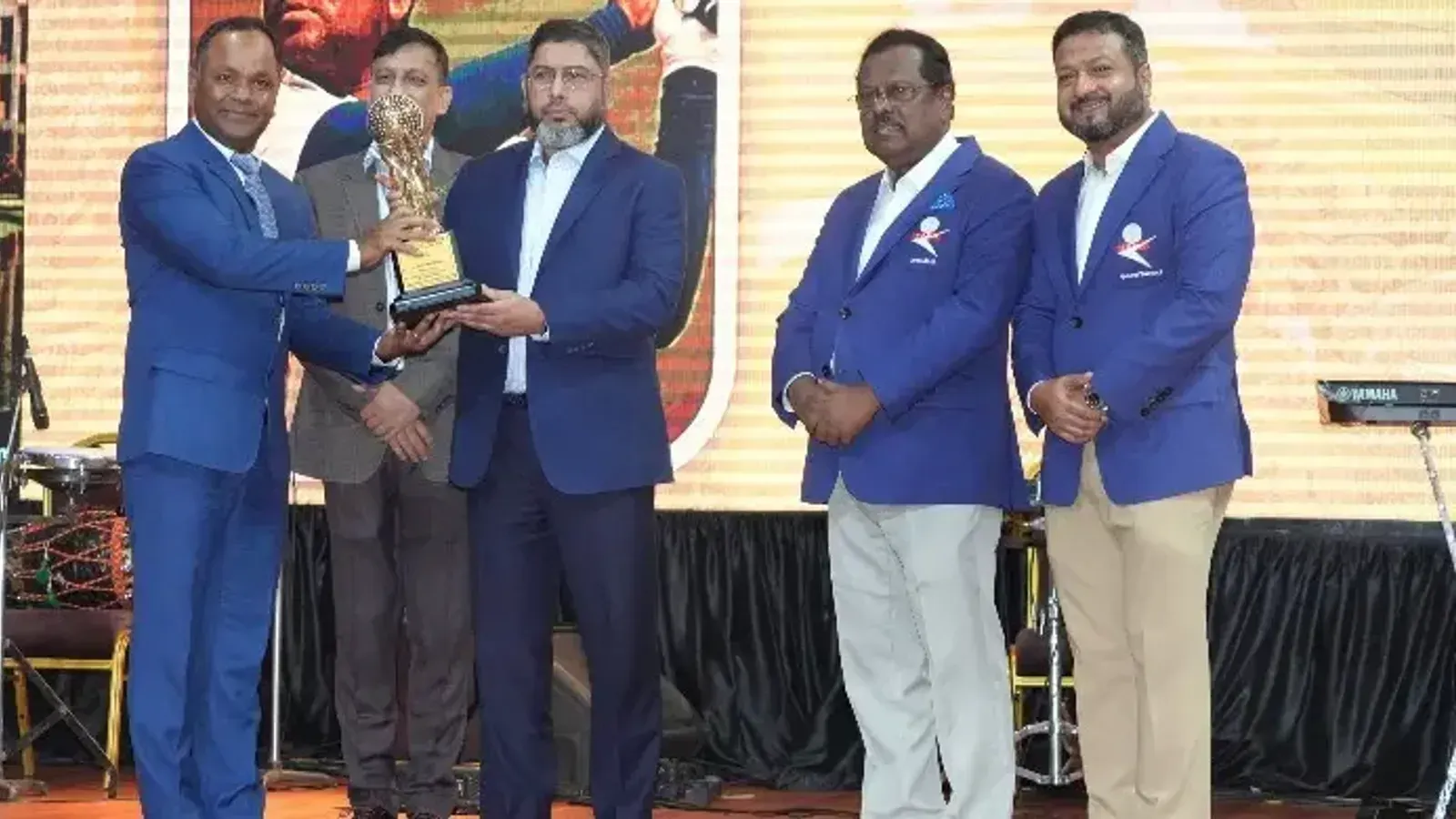 Army Chief Distributes Prizes at CAS Cup Professional Golf Tournament 2026