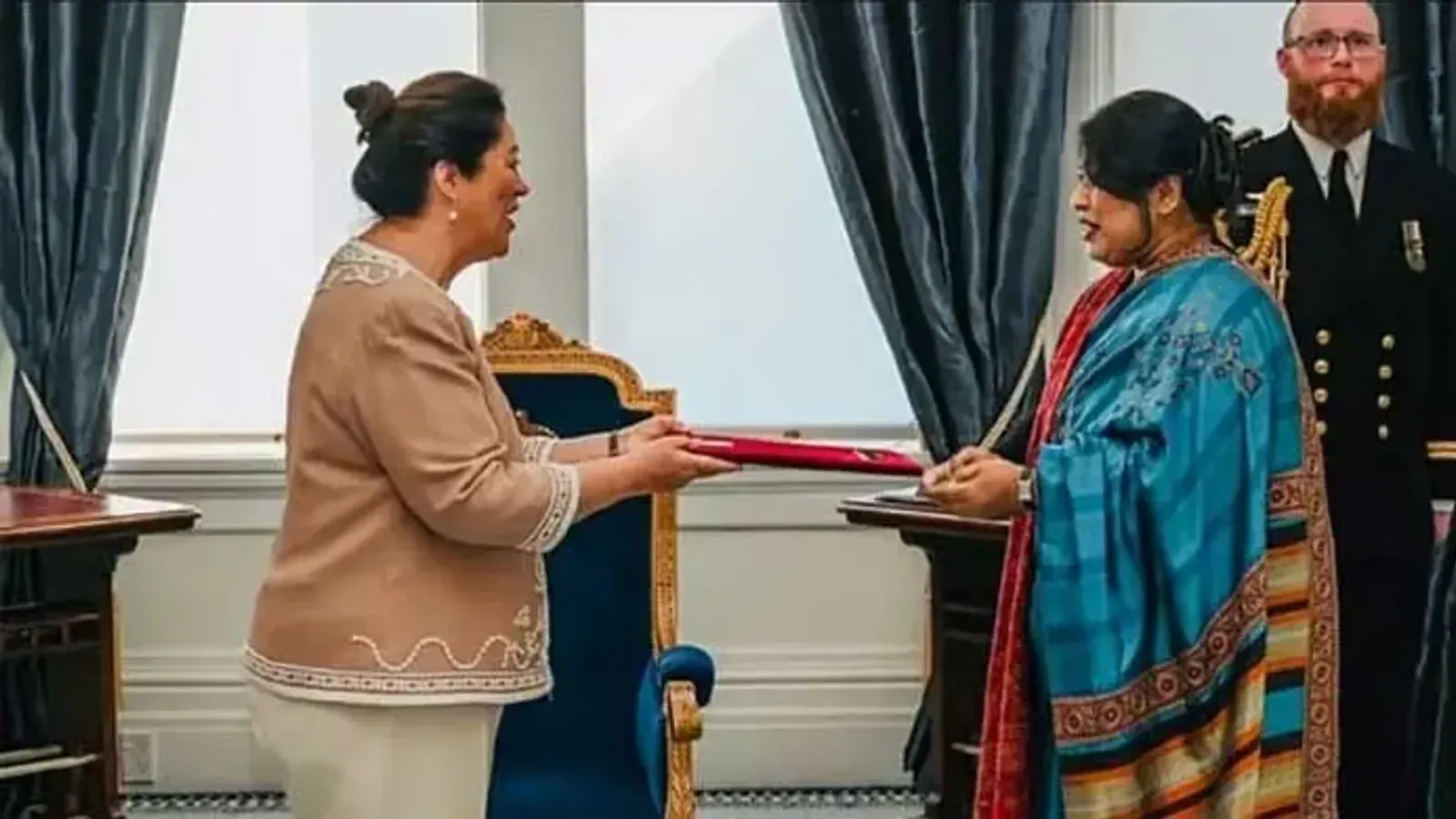 Samina Naz Presents Credentials as Bangladesh's High Commissioner to New Zealand