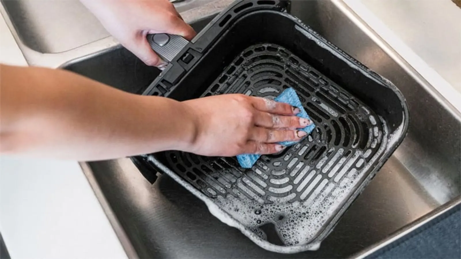 Effective Cleaning Methods and Techniques for Your Air Fryer