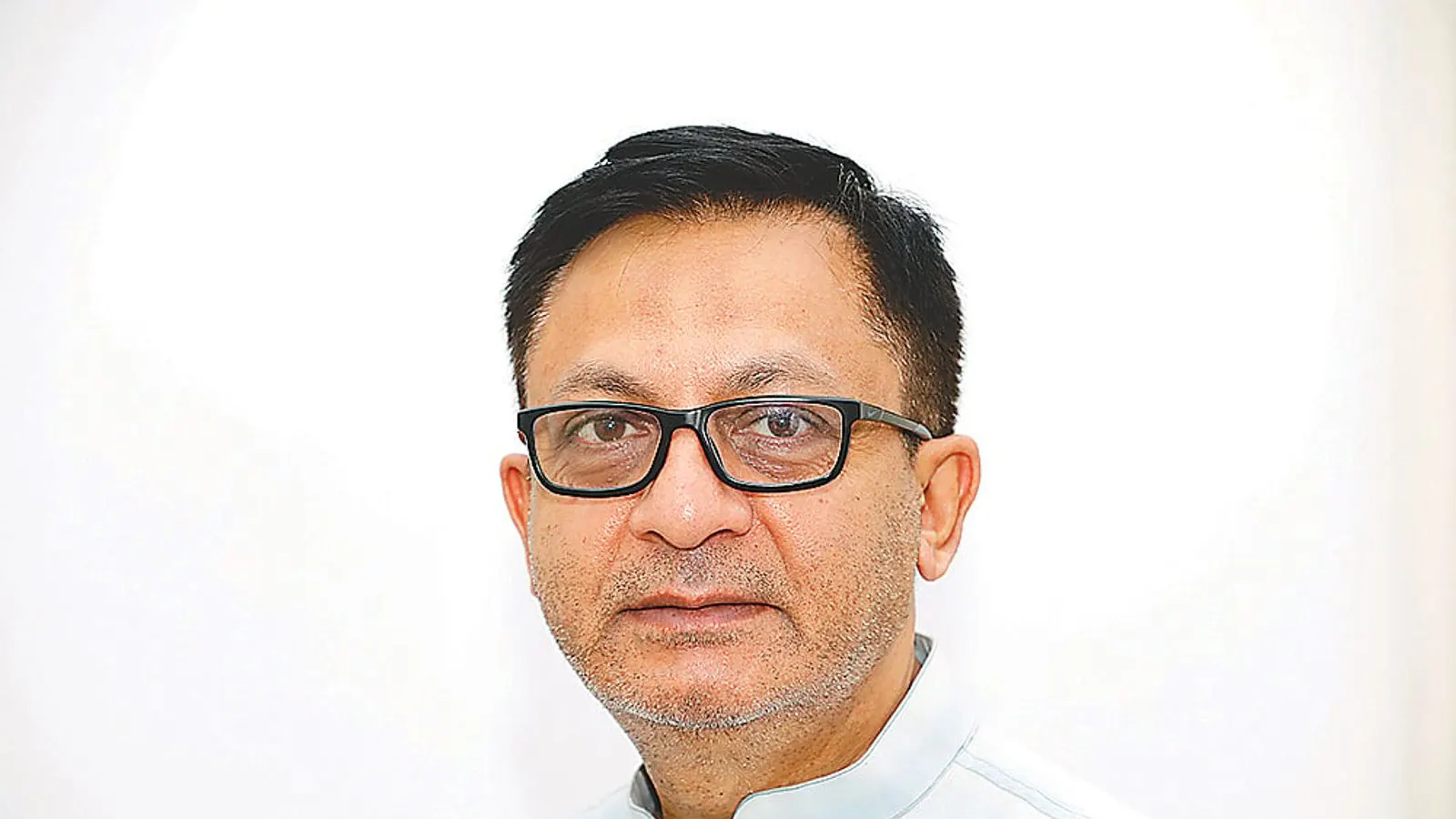 Bangladesh Eyes Trade Pacts and Red Tape Cuts to Boost Investment