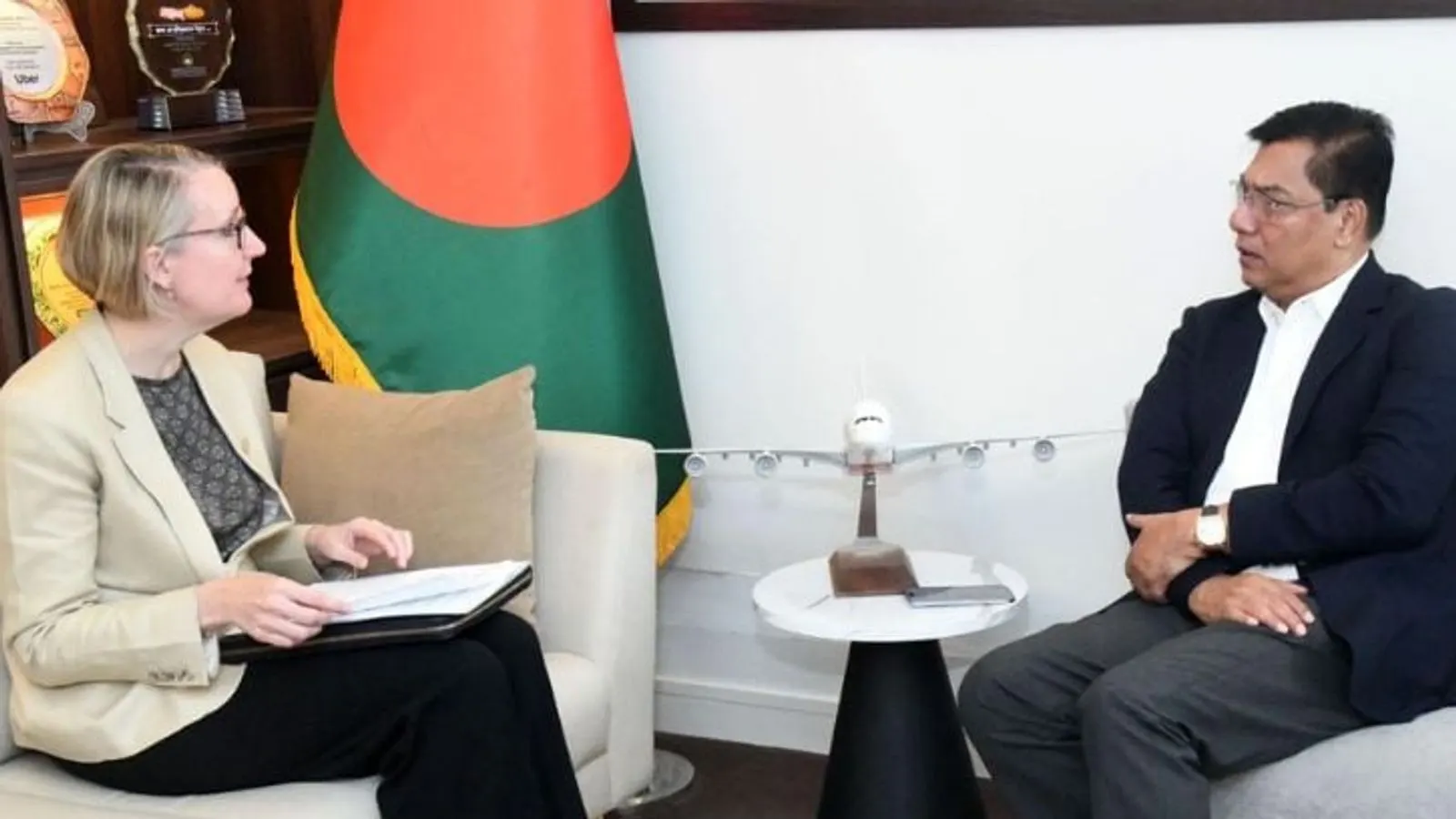 UK High Commissioner Meets Tourism Minister to Discuss Aviation Ties
