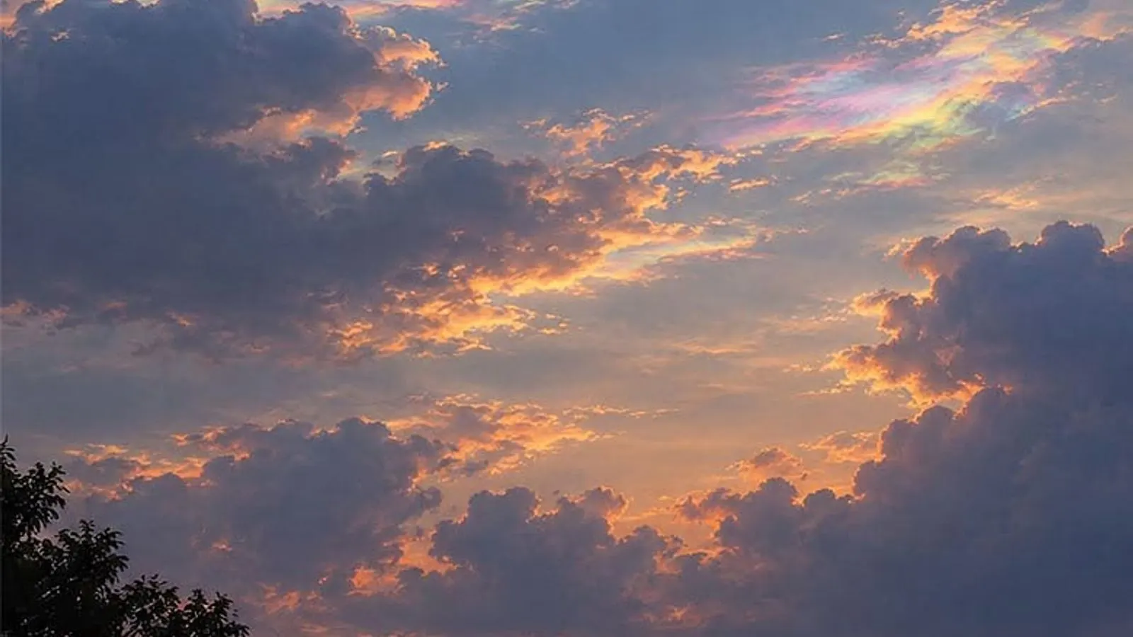Viral 'Rainbow Cloud' Phenomenon Lights Up Skies in Indonesia and Bangladesh