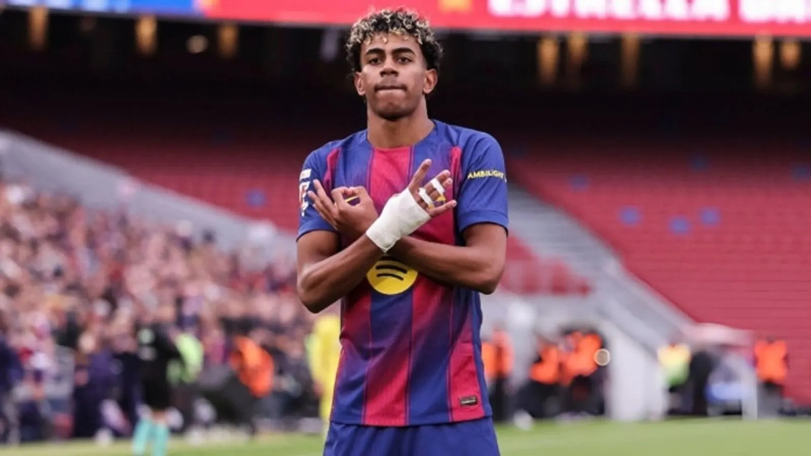 Yamal Scores in Fifth Straight Game as Barcelona Rout Racing Santander