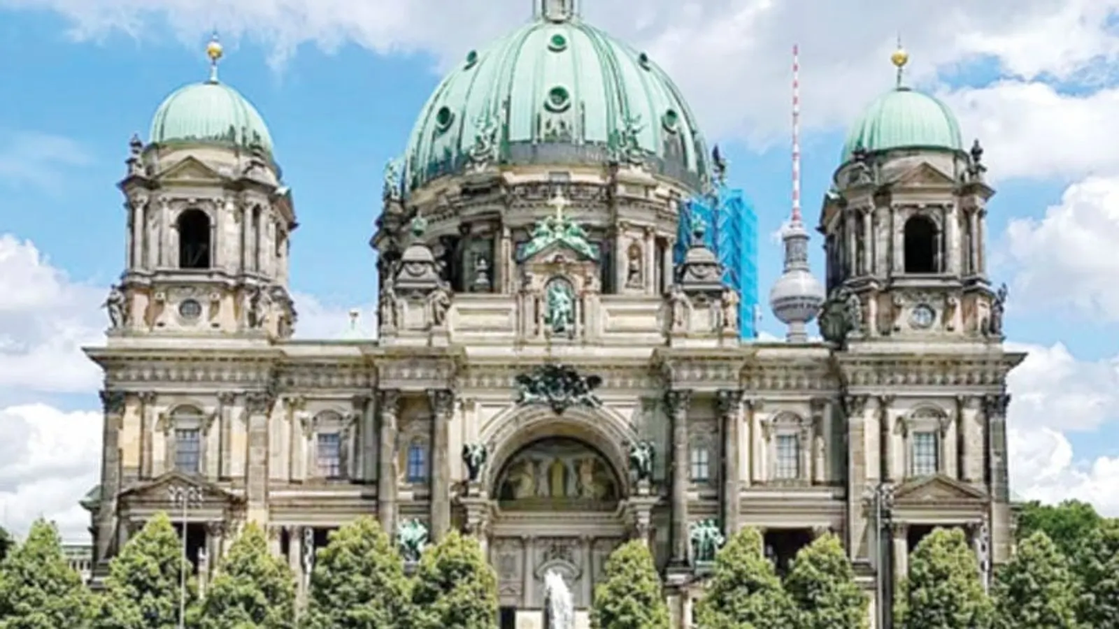 Berlin's Museum Island Explored During First Week of July